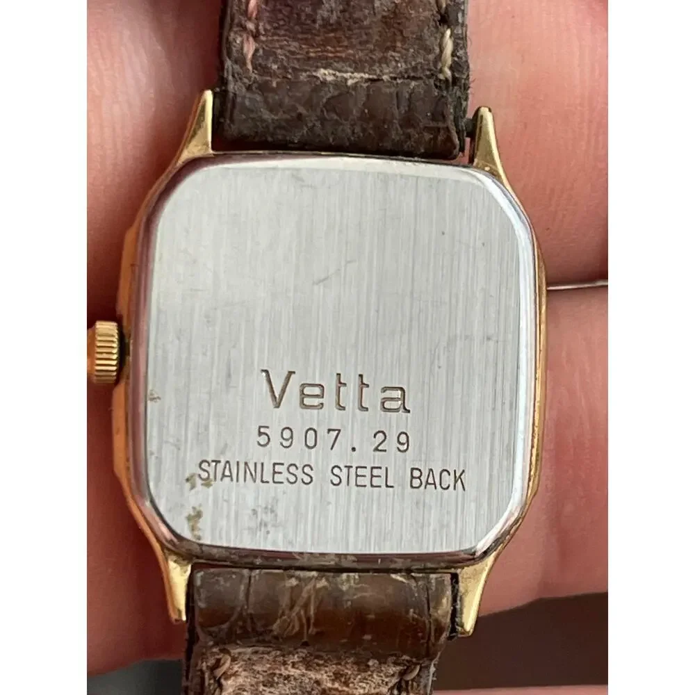 Vetta Monteluce 5907.29 Swiss ETA Quartz Men’s Gold Tone Dress Watch